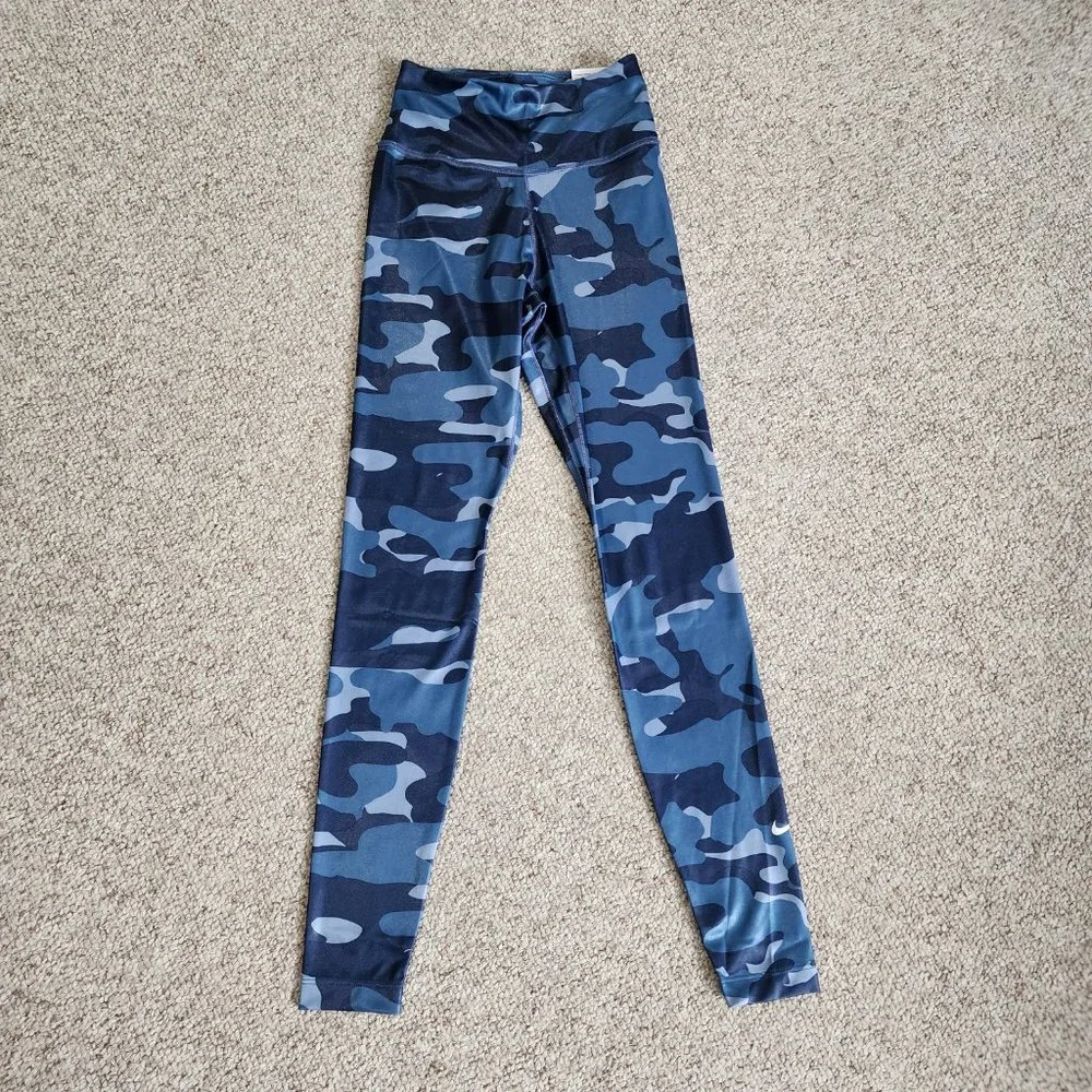 NWT Nike Women's Dri-FIT One Camo Midrise Leggings Size XXS